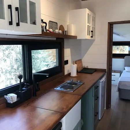 Сasa de vacaciones Lovely Tiny House Surrounded By Olive Trees Near Beach In Ayvacik